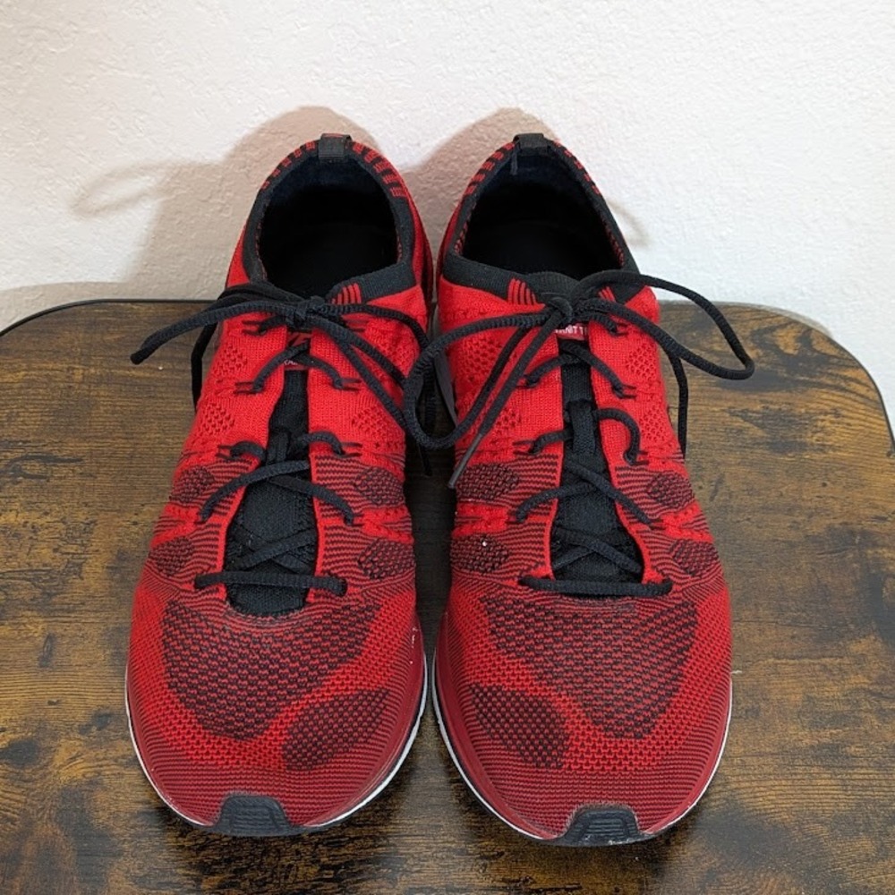 Nike Flyknit Racer Mens Red Black Athletic Running Shoes Sneakers Size 11 - Picture 2 of 15